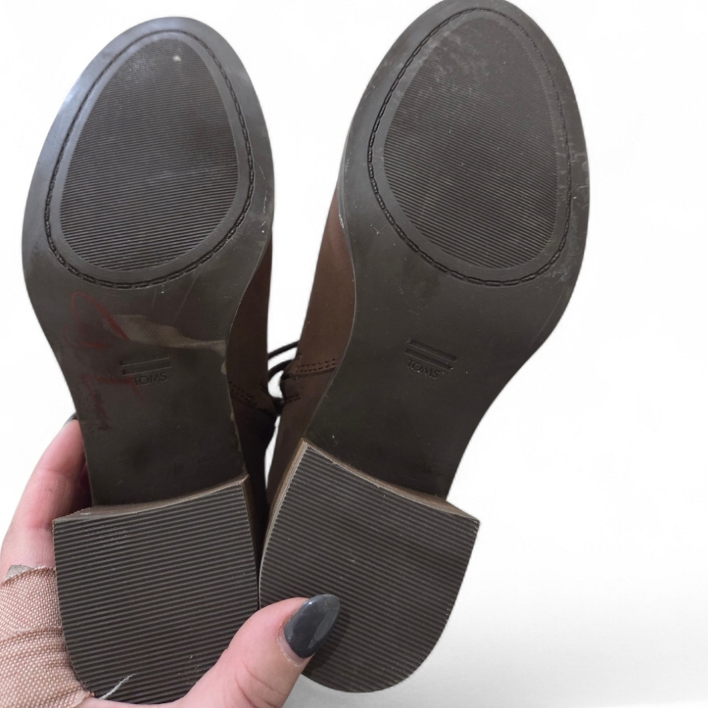🎉 3/$60 Toms Brown Vegan Suede Heeled Booties Size 7.5 - Picture 9 of 10